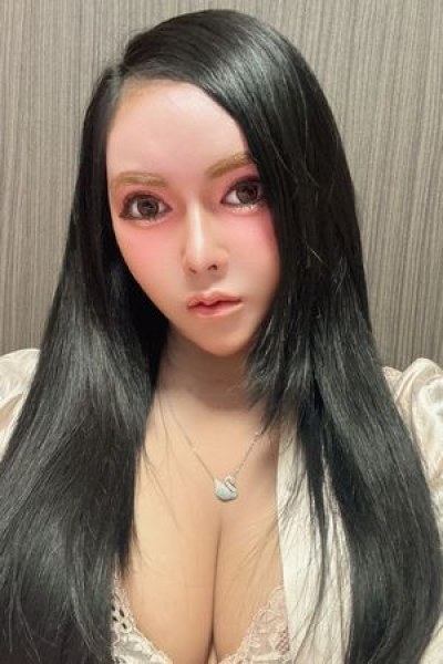 リナ